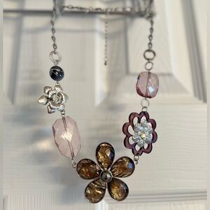 New York & Company Necklace w/Floral Pendant